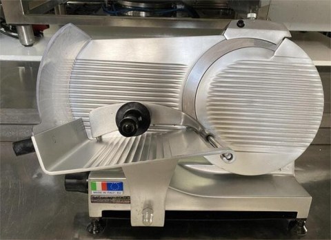 Ζαμπονομηχανή Πλάγιας Κοπής Με Ιμάντα Φ30Cm ESSEDUE Μεταχειρισμένη